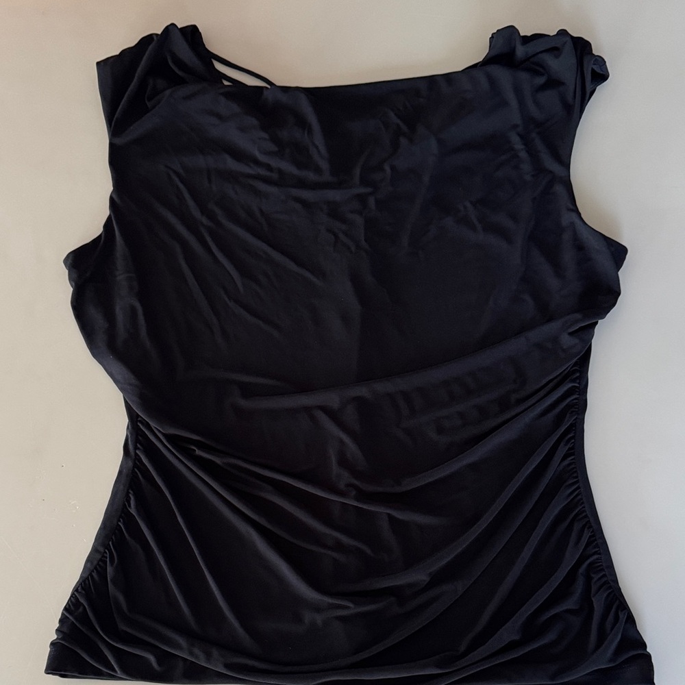 Chic Black Sleeveless Tank Top